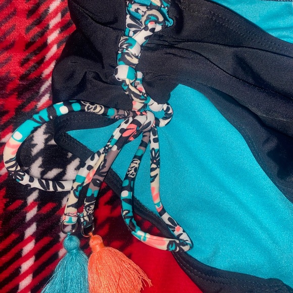 NWOT Catalina Push-Up Bikini Bathing Suit-Small - Picture 6 of 7